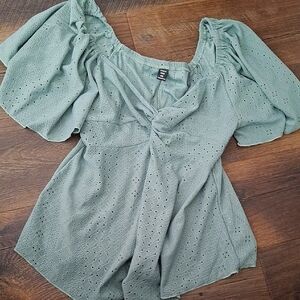 Shein 0XL Women's Green Eyelet Short Flutter Sleeve V-Neck Top